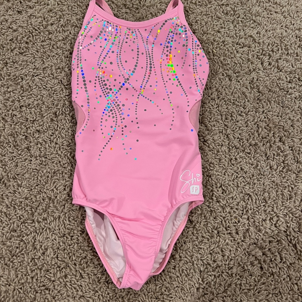 Syliva P Leotard - Picture 1 of 2